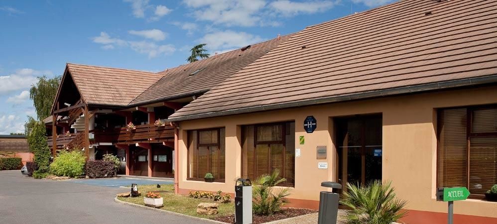 Campanile Le Mans - Arnage Hotel Exterior photo